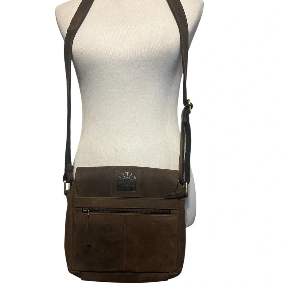 BlackDog Salvage- Brown Leather Crossbody Bag
